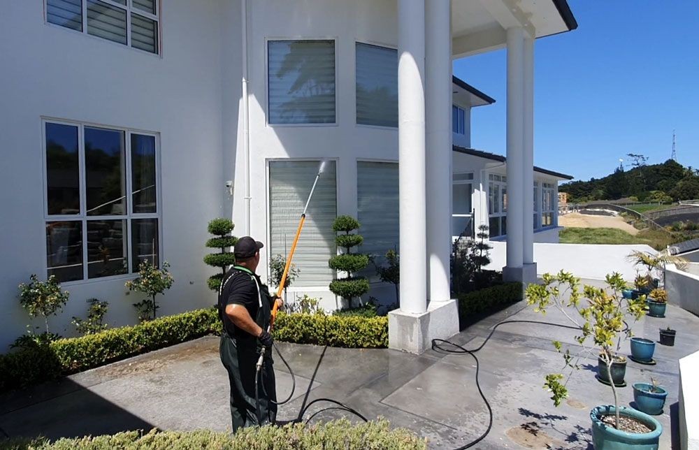 Exterior House Washing (from 4$ SqFt)